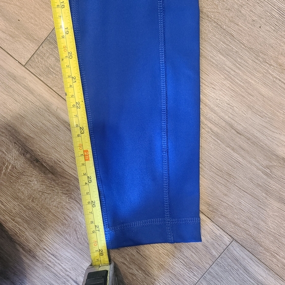 mondetta EUC, Women's Blue Legging capri with pockets. sz xs - Picture 7 of 9